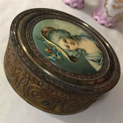 antique powder boxes